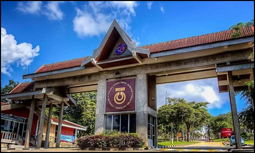 "university in singapore for engineering"